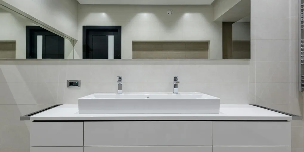 Bathroom Vanity Cost 2026: $350–$1,400 Single or $600–$3,000 Double