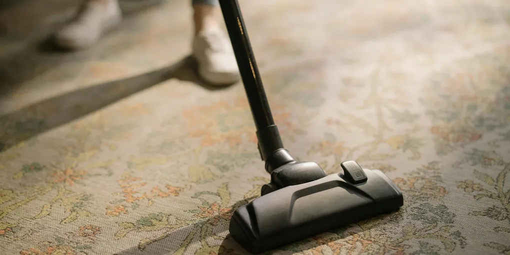 Carpet Cleaning Cost 2026: $25–$75/Room or $150–$300 Whole House