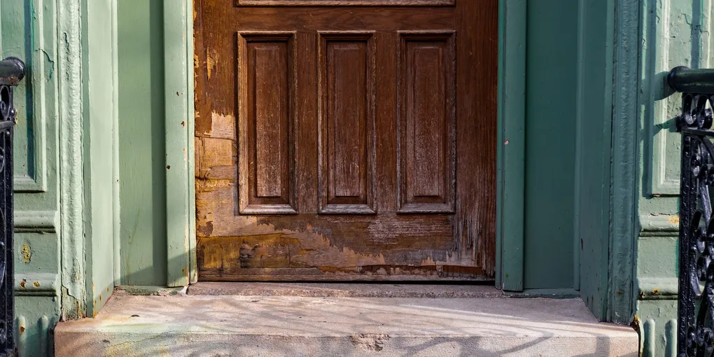 Cost to Replace a Front Door 2026: $1,000–$2,500 Installed