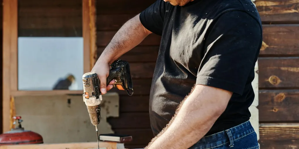 Deck Building Cost 2026: $15–$75/sq ft by Material