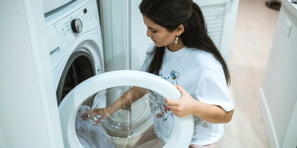 How to Clean a Washing Machine: Front-Loader and Top-Loader Guide
