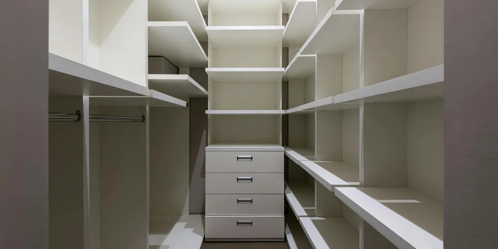 How to Fix a Broken Closet Shelf