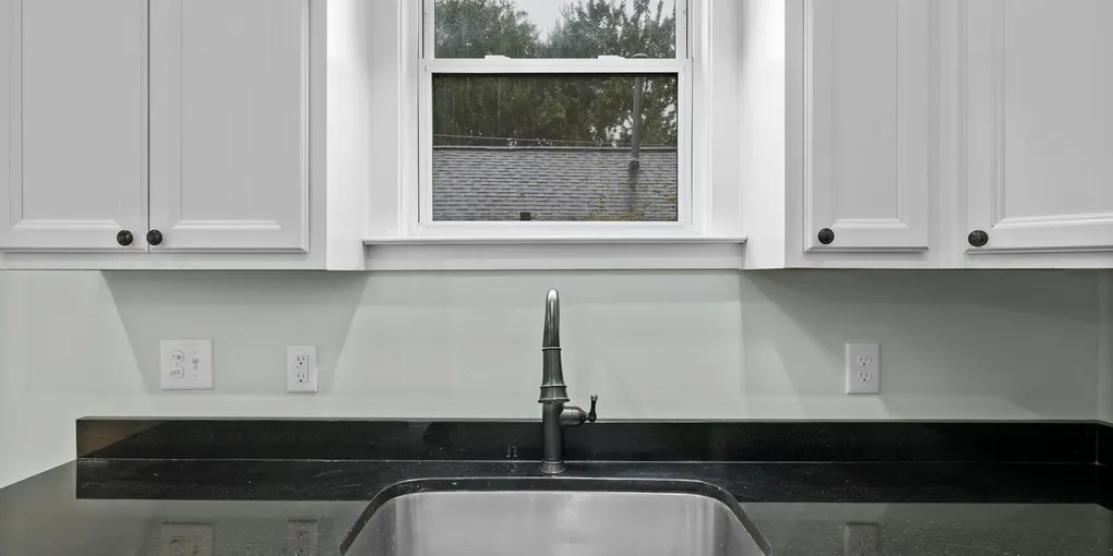How to Fix a Broken Kitchen Island Outlet: Step-by-Step Guide