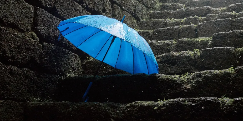How to Fix a Broken Patio Umbrella: Step-by-Step Guide