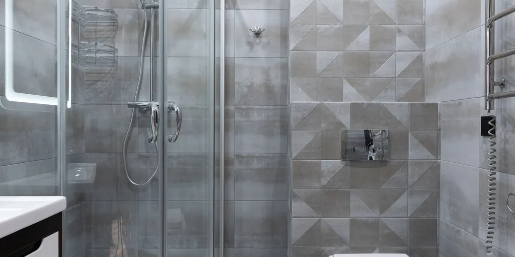 How to Fix a Broken Tile in the Shower: Removal, Replacement, and Waterproofing