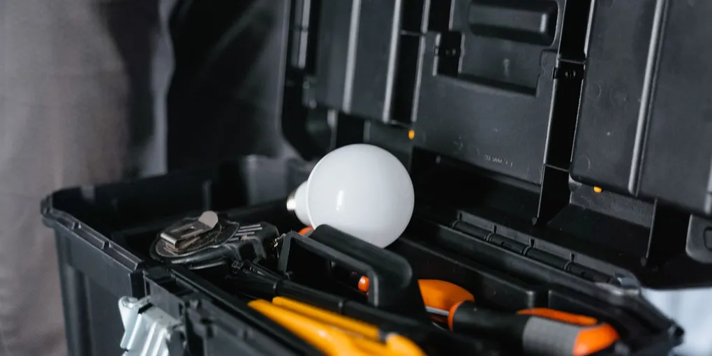 How to Fix a Broken Toolbox Latch: Step-by-Step Guide