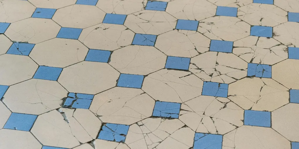 How to Fix a Cracked Ceramic Bathroom Tile: Step-by-Step Guide