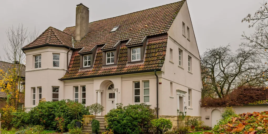 How to Fix a Cracked Chimney Crown: Step-by-Step Guide
