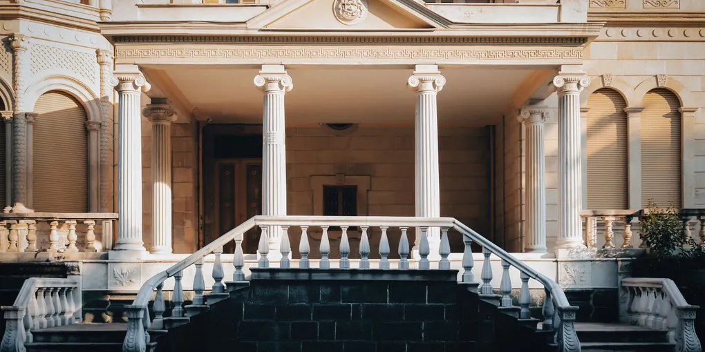 How to Fix a Cracked Porch Column: Step-by-Step Guide