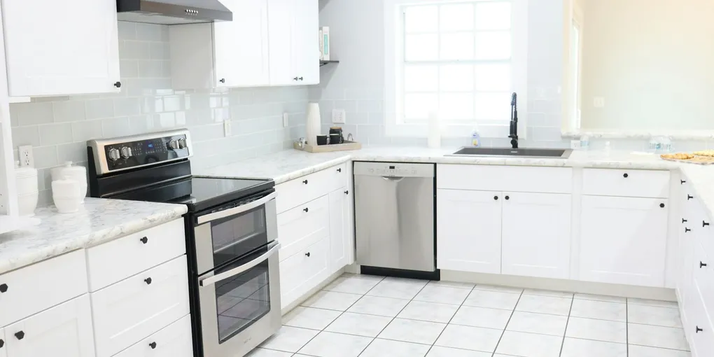 How to Fix a Cracked Tile Backsplash: Step-by-Step Guide