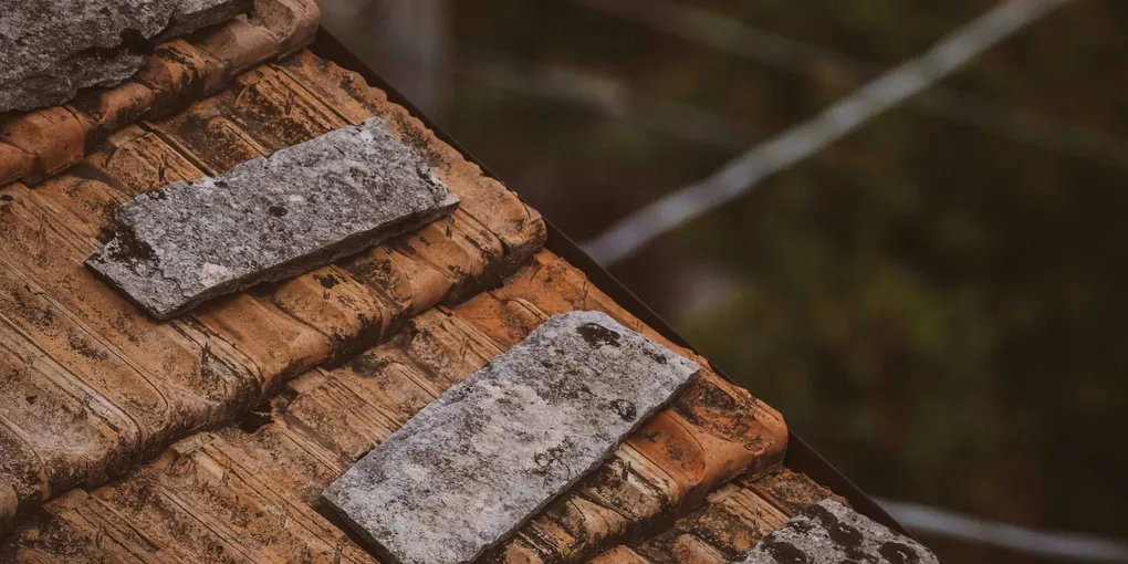 How to Fix a Cracked Tile: Replace One Tile Without Wrecking the Rest (2026)
