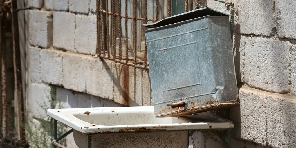 How to Fix a Cracked Utility Sink: Step-by-Step Guide