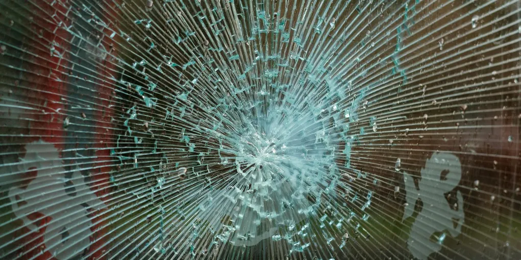 How to Fix a Cracked Window Glazing Compound: Step-by-Step Guide