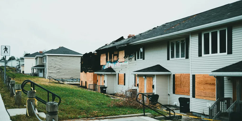 How to Fix a Damaged Soffit