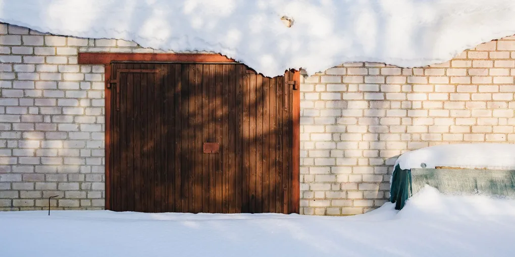 How to Fix a Garage Door That Won't Close: Sensor, Limit, and Track Issues (2026)