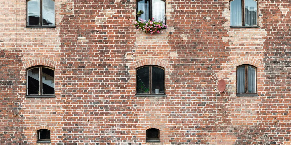 How to Fix a Leaking Basement Window: Window Wells, Caulking, and Sill Flashing (2026)