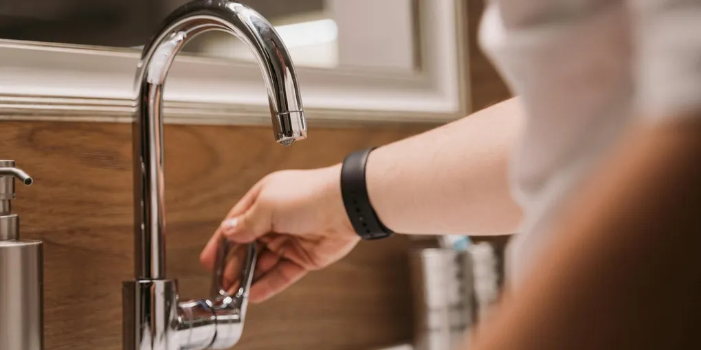 How to Fix a Leaking Main Water Shutoff Valve: Step-by-Step Guide