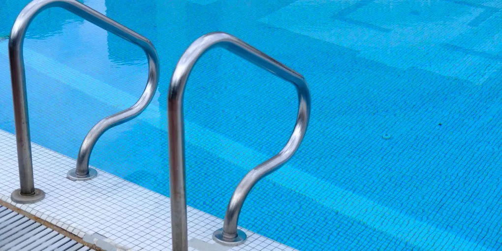How to Fix a Leaking Pool Return Jet: Step-by-Step Guide