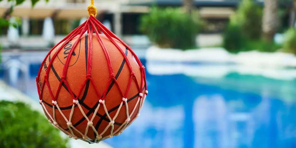 How to Fix a Leaking Pool Skimmer Basket: Step-by-Step Guide