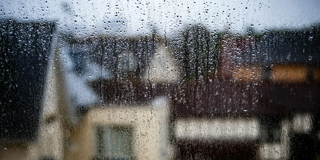 How to Fix a Window AC Unit Leaking Water Inside