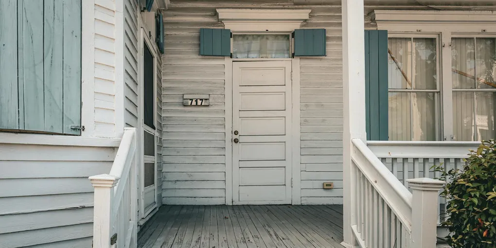 How to Fix a Loose Porch Step: Step-by-Step Guide