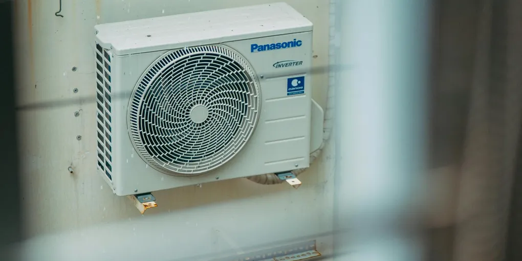 How to Fix a Noisy Refrigerator: Compressor, Fan, and Ice Maker Sounds Explained