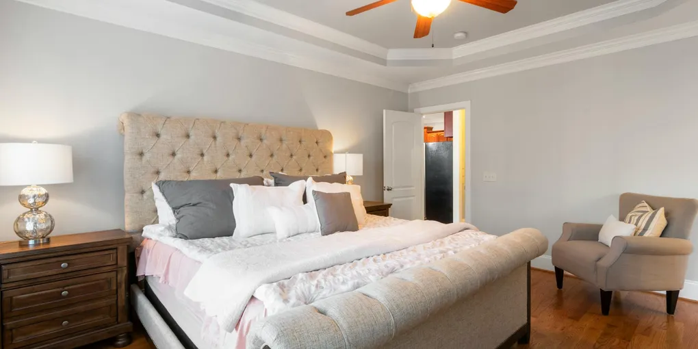 How to Fix a Squeaky or Wobbling Ceiling Fan