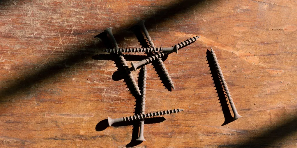 How to Fix a Stripped Screw Hole in Wood: Toothpick Method, Golf Tee, and Epoxy (2026)