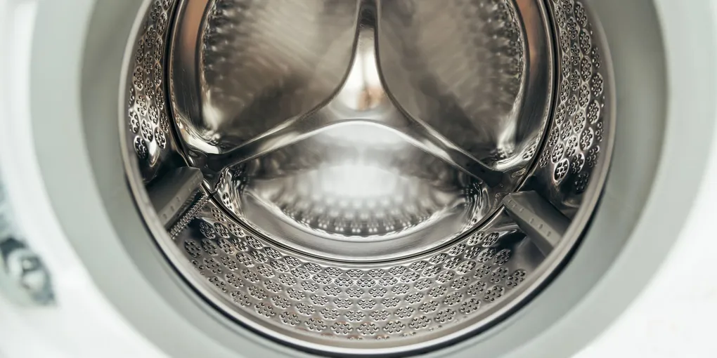 How to Fix a Washing Machine That Shakes and Vibrates: Leveling, Load Balance, and Shock Absorbers (2026)
