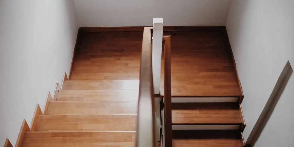 How to Fix a Wobbly Stair Banister: Step-by-Step Guide