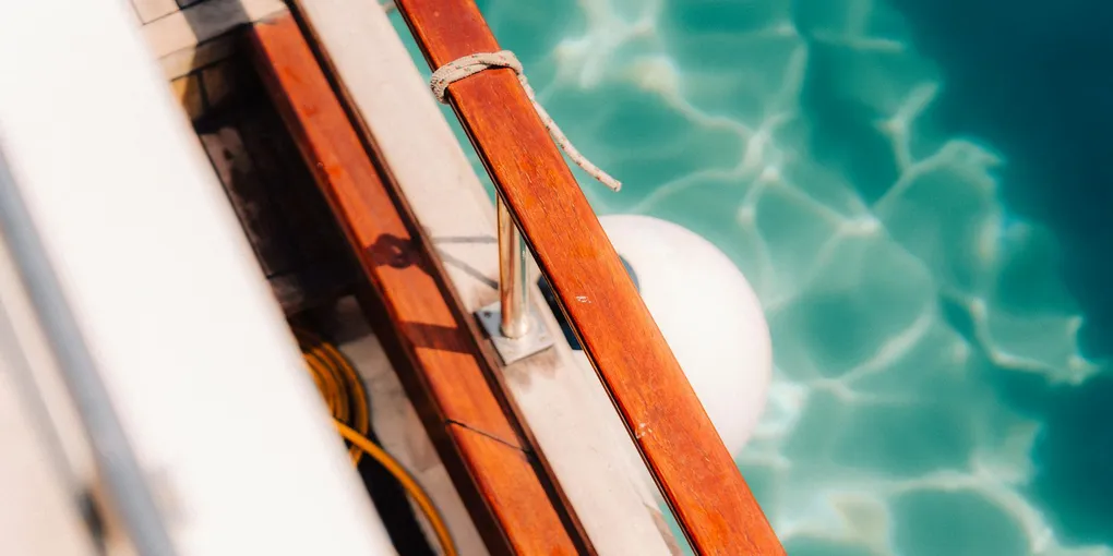 How to Fix a Wood Deck Handrail: Step-by-Step Guide