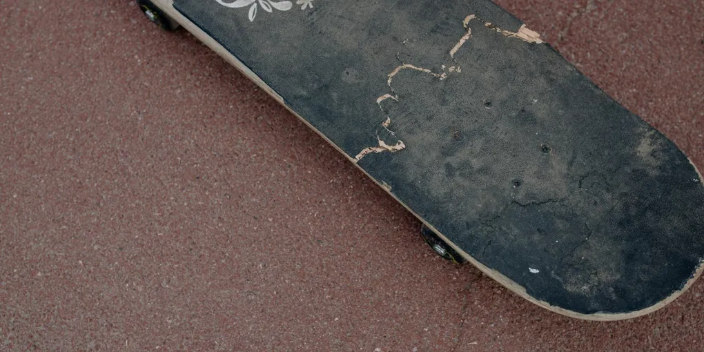 How to Fix Damaged Wood Deck Boards: Step-by-Step Guide