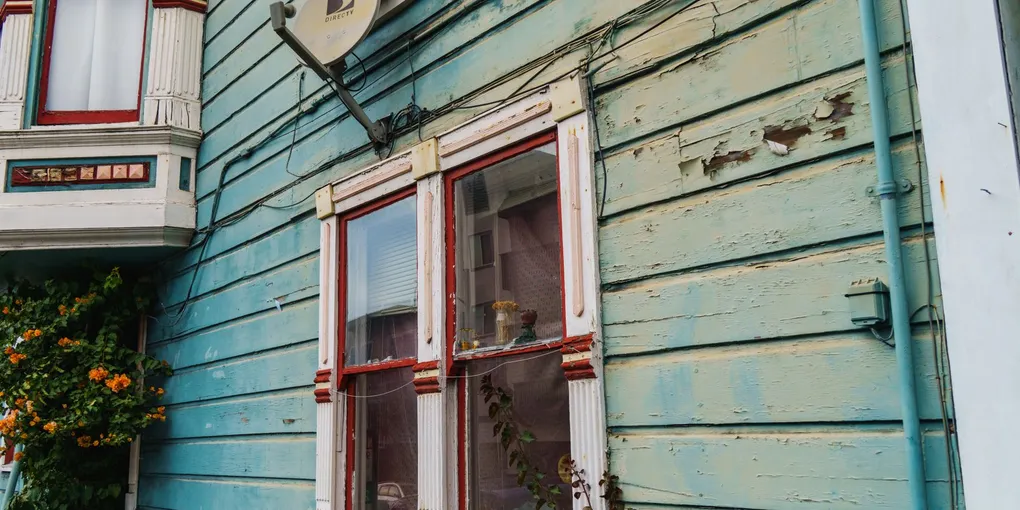 How to Fix Peeling Exterior Paint: Prep, Prime, and Repaint (2026)