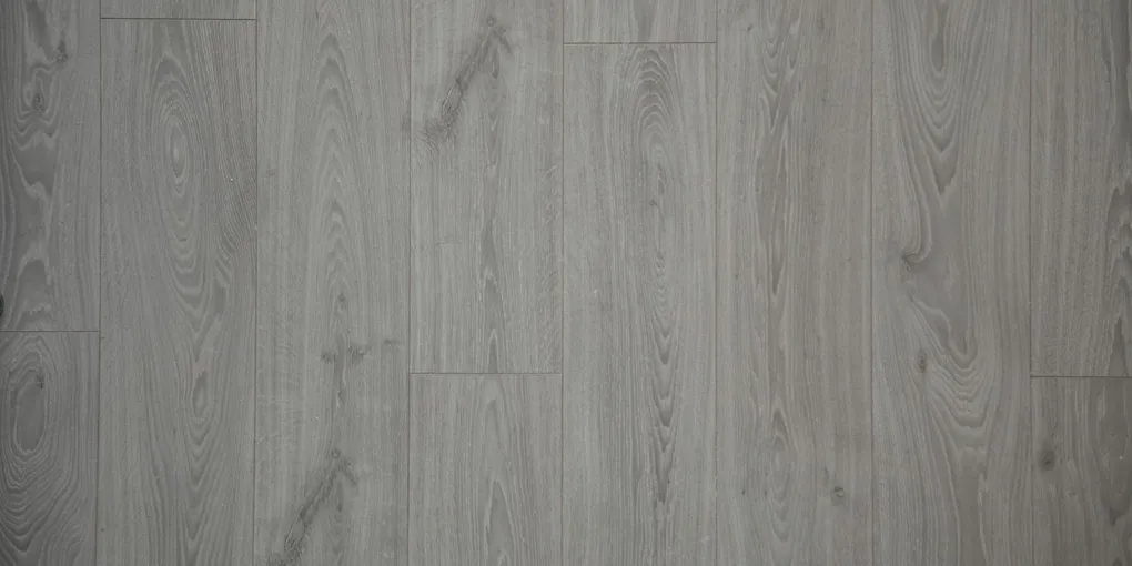 How to Repair Laminate Flooring: Chips, Scratches, Bubbles, and Plank Replacement (2026)