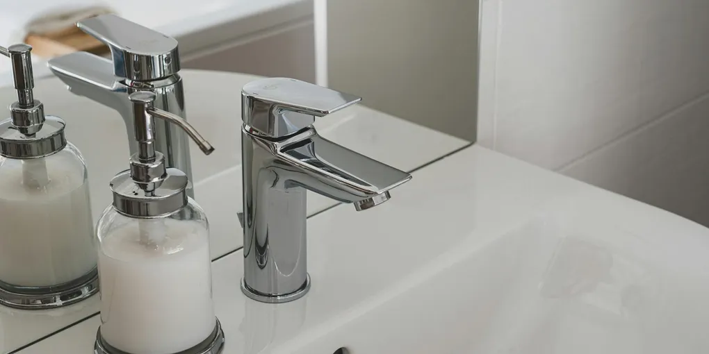 How to Replace a Bathroom Faucet: Step-by-Step Guide (2026)