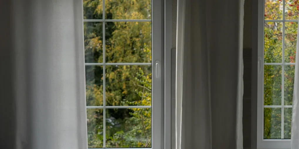 How to Replace a Window: Insert vs. Full-Frame Replacement (2026)