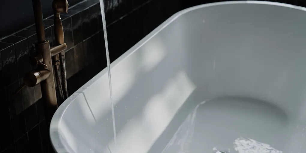 How to Unclog a Bathtub Drain: From Hair Clogs to Full Blockages